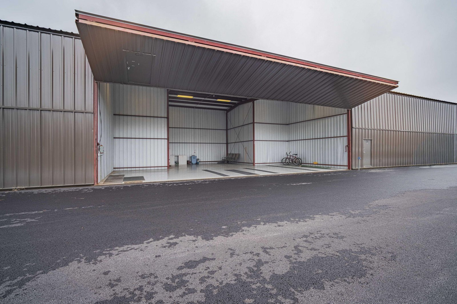 0 Camp Abbot Hangar, C4 — Sunriver, OR