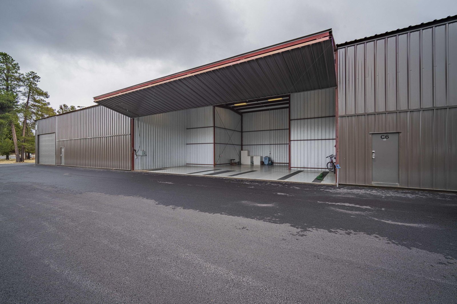0 Camp Abbot Hangar, C4 photo 3