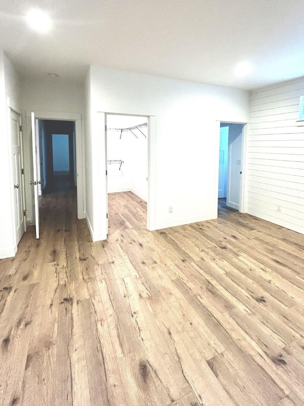 1005 E Horse Back Trail photo 3