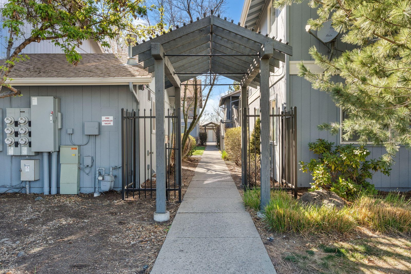 1015 SE 4th Street, #11 photo 2