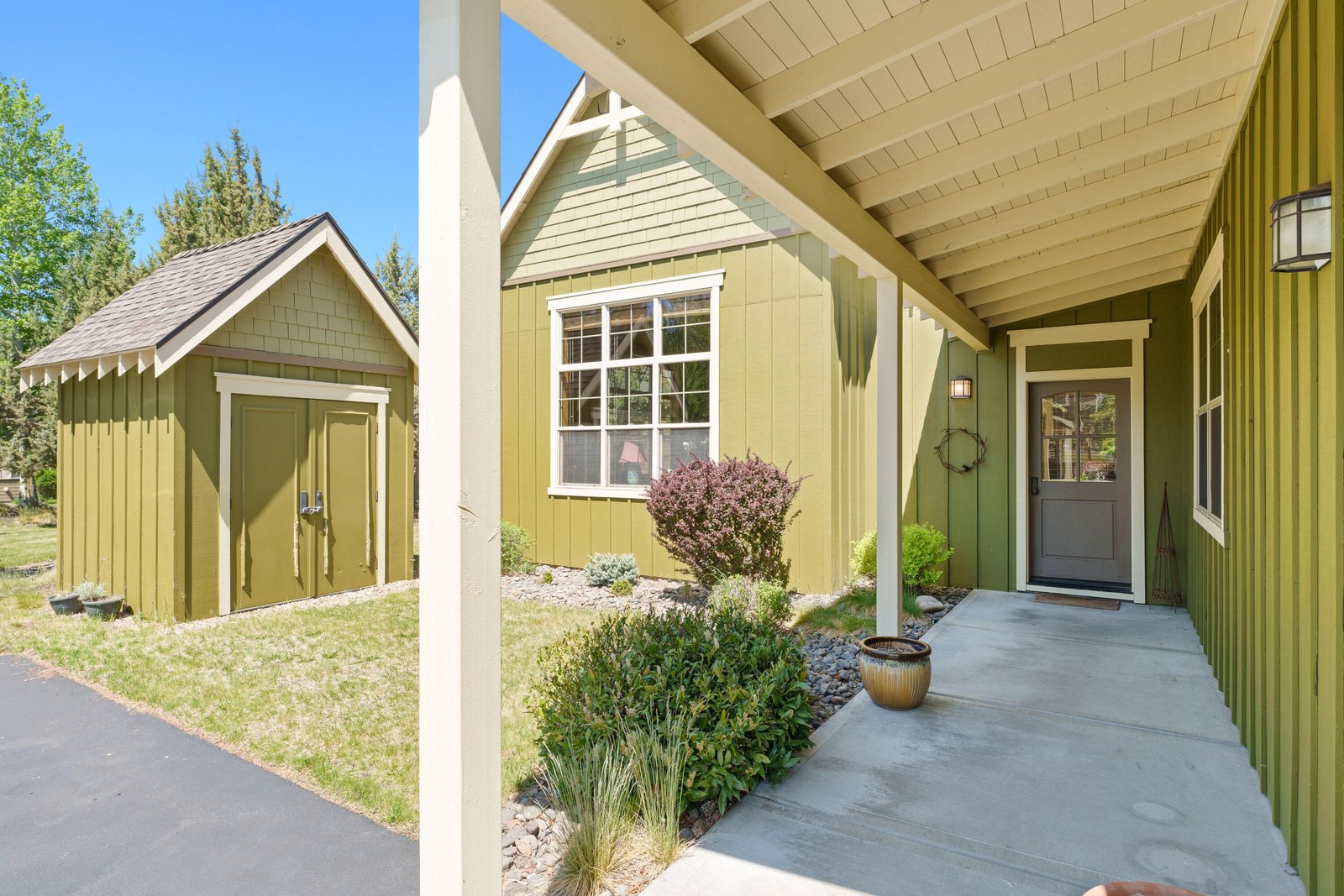 11295 Bunk House Lane photo 3