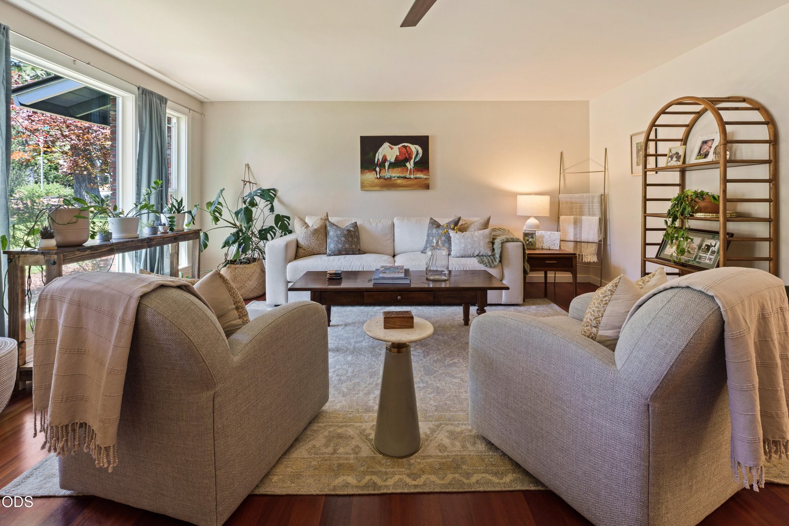 1212 NE Revere Avenue photo 4