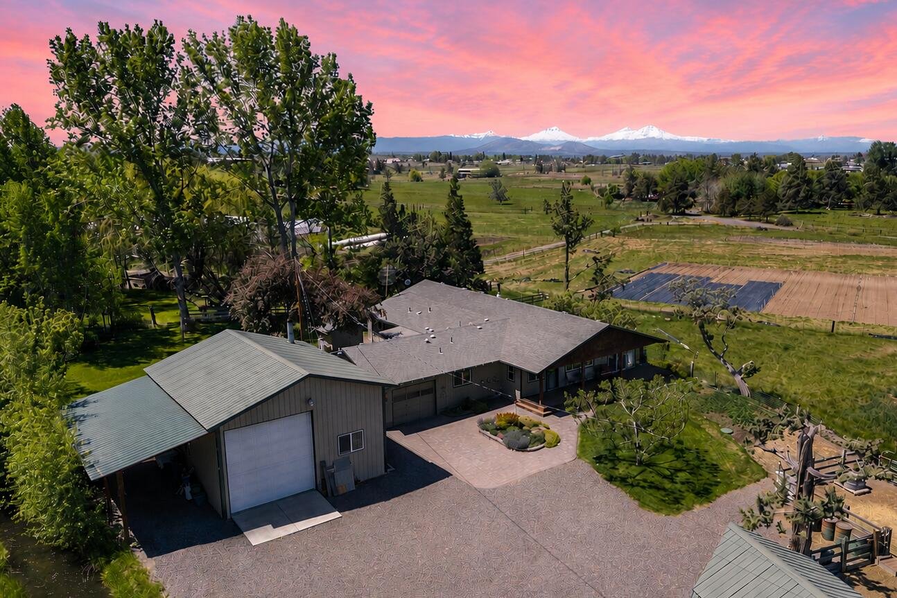1350 NE Yucca Avenue — Redmond, OR