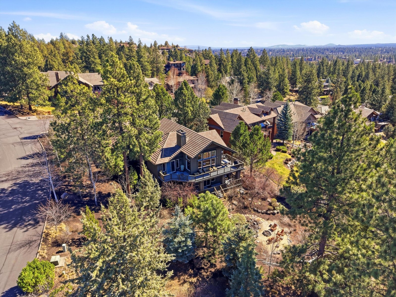 15 SW Quail Butte Place — Bend, OR