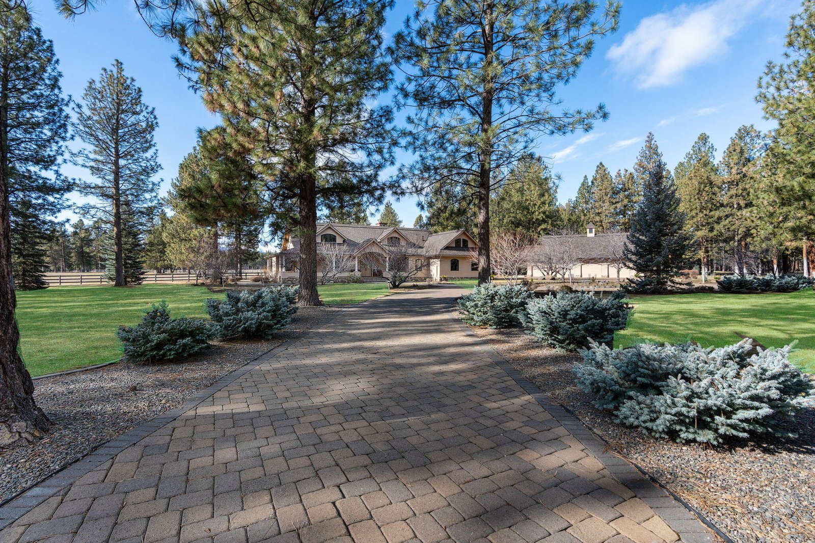 15275 Windigo Trail — Sisters, OR