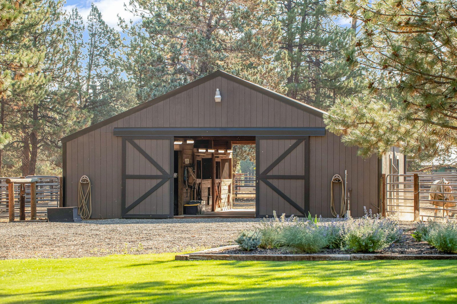 15624 National Forest Lane photo 4