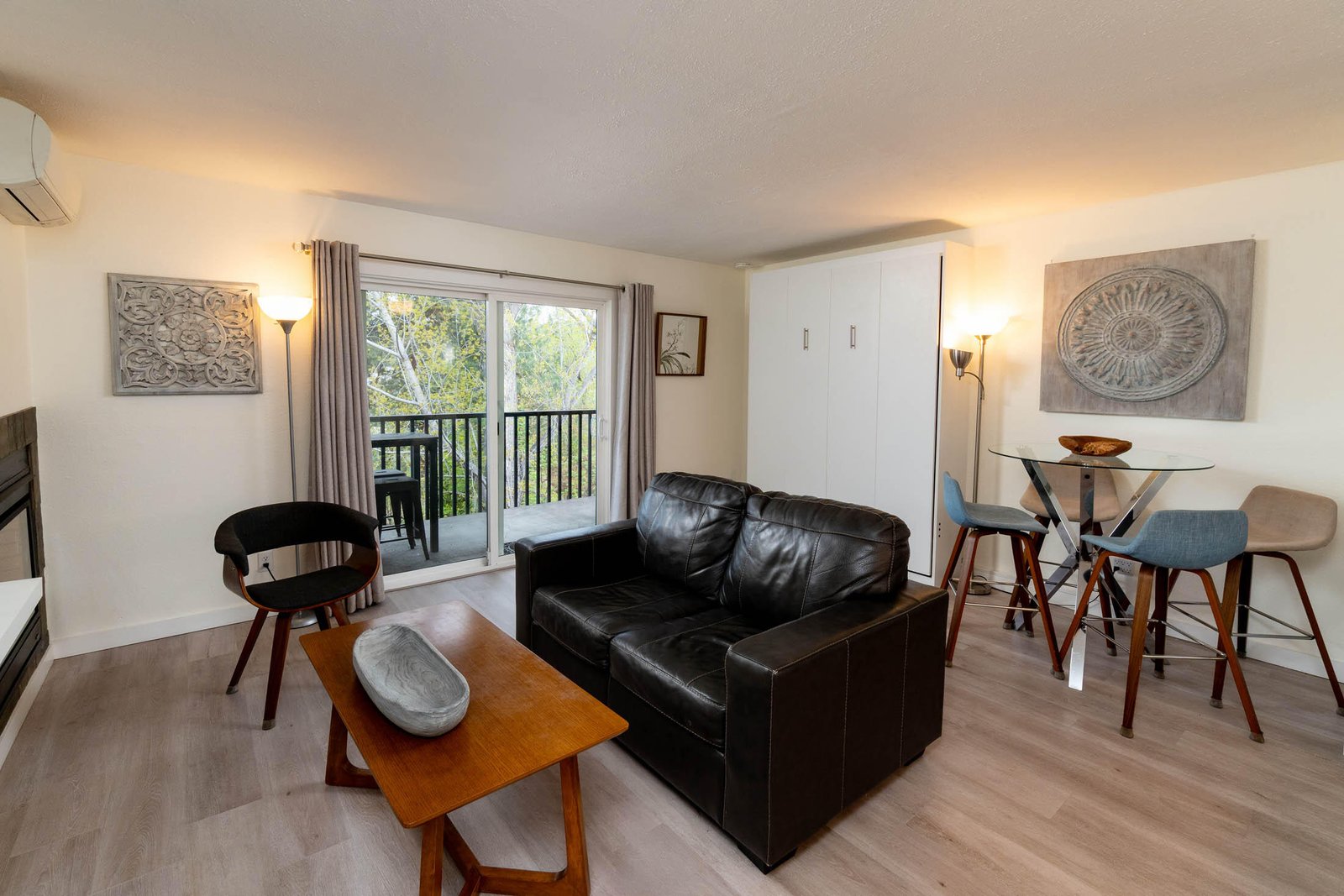1565 NW Wall Street, 168/169 photo 3