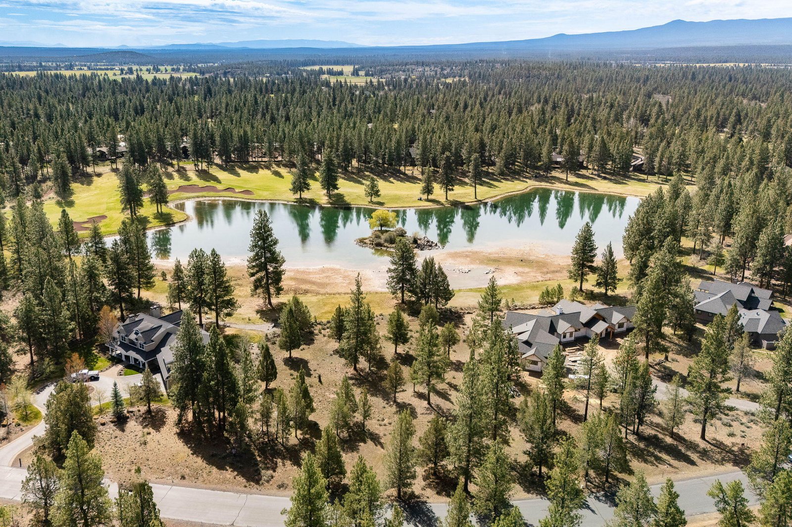 16887 Golden Stone Drive photo 4