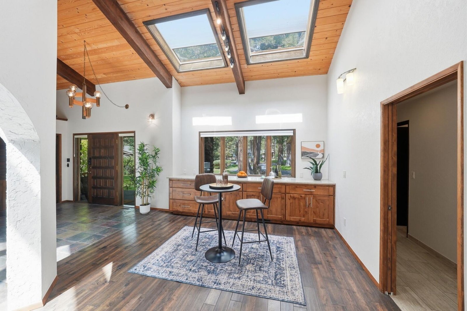 17735 Squirrel Lane, 1 photo 5