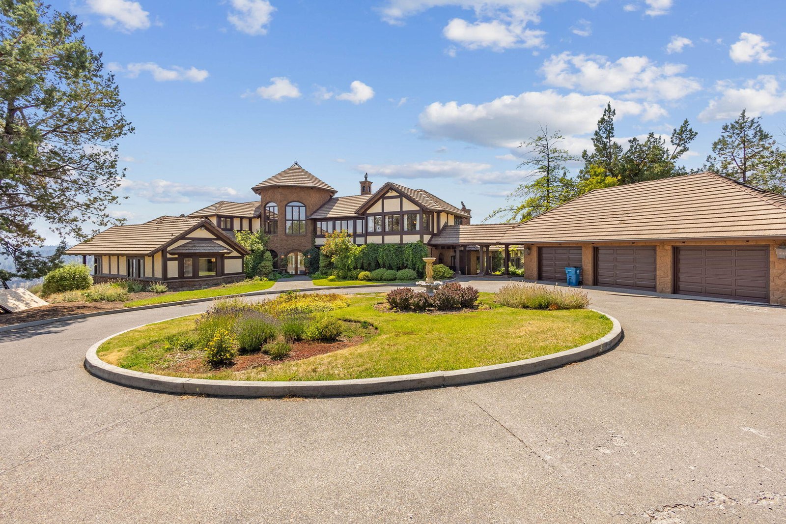 17945 Mountain View Road photo 3