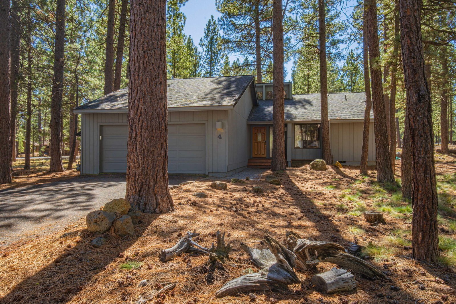 18087 E Butte Lane, 4 — Sunriver, OR