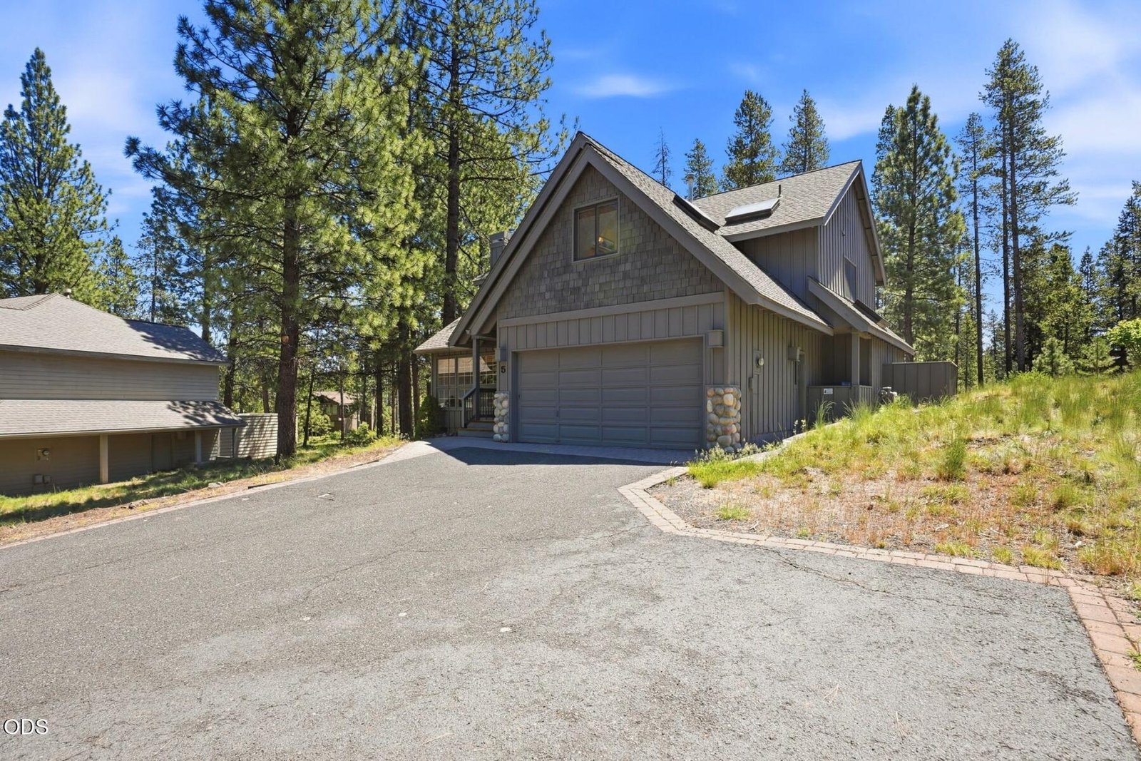 18120 Mt Baker Lane, 5 photo 2