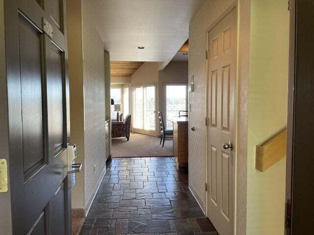1844 Redtail Hawk Drive, RV55J photo 3