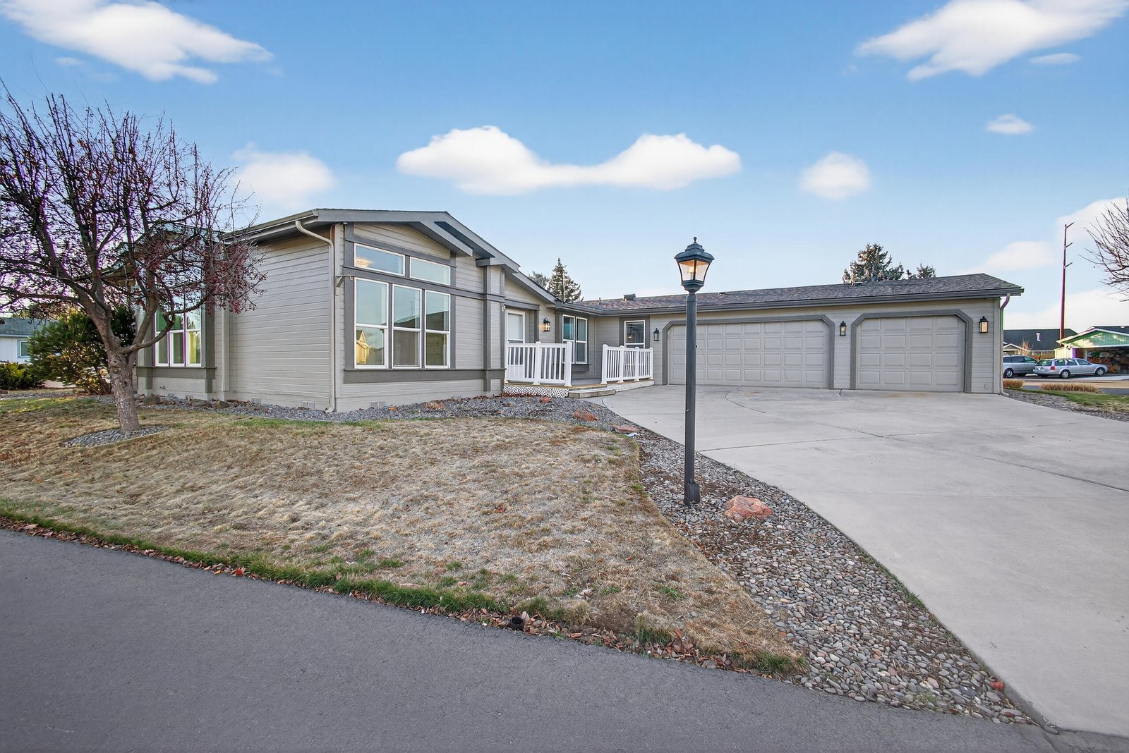 1865 NE 6th Street — Redmond, OR