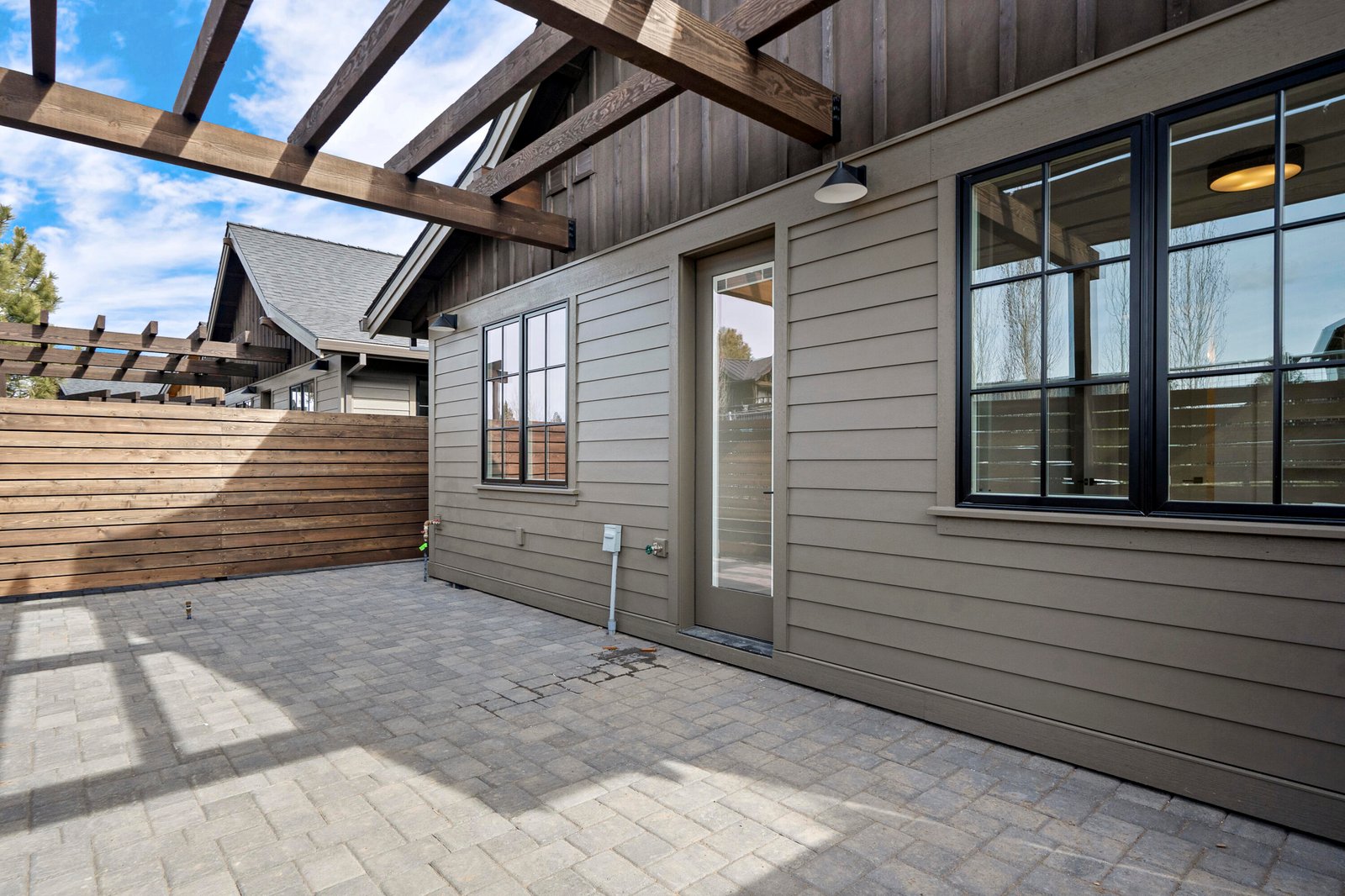 19114 Trailhead Court, 11 photo 2