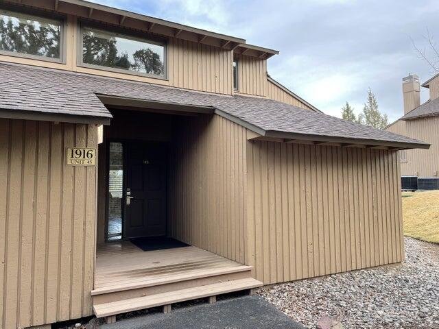 1916 Redtail Hawk Drive, RV45C — Redmond, OR
