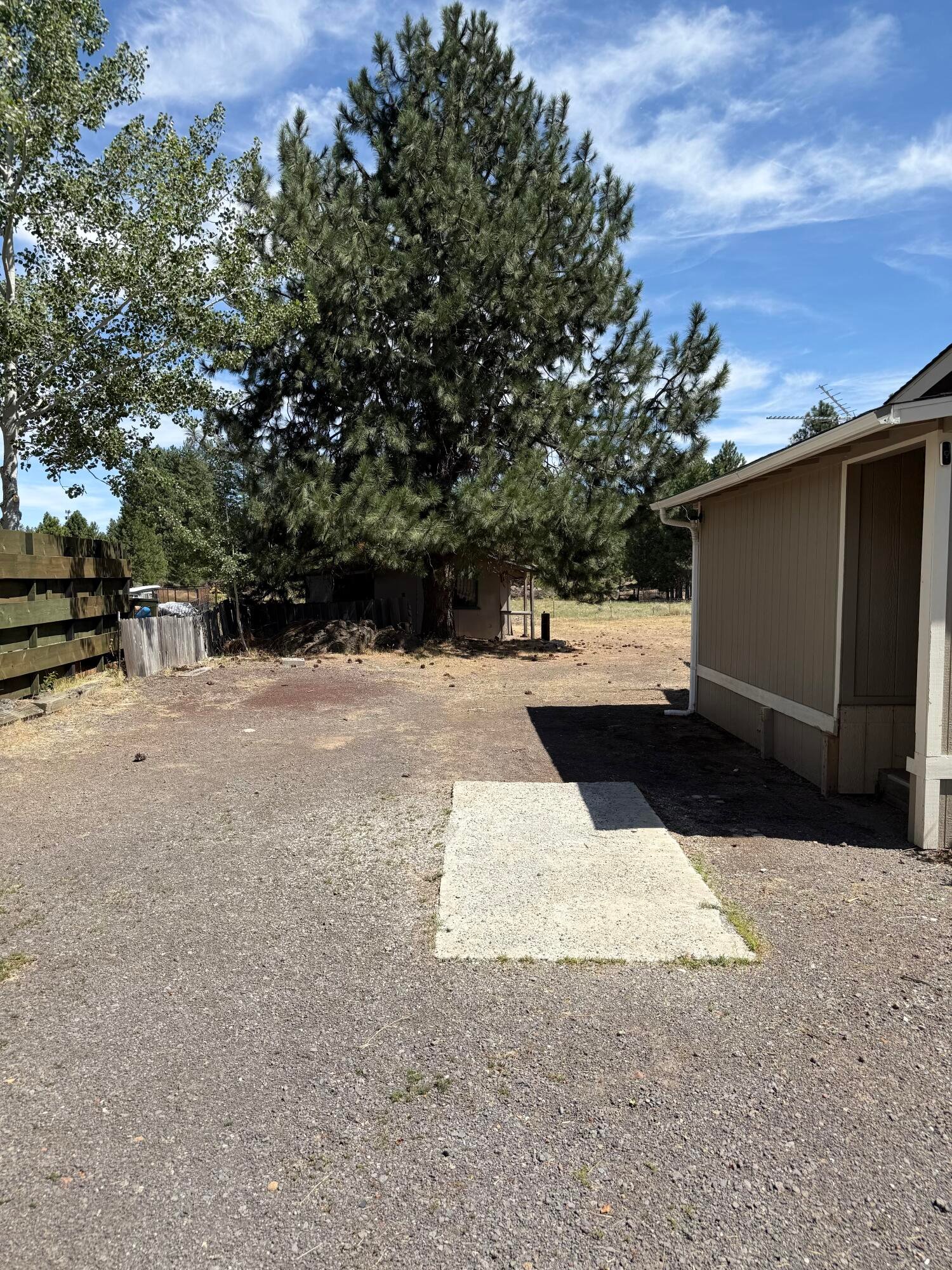 19218 Shoshone Road photo 5