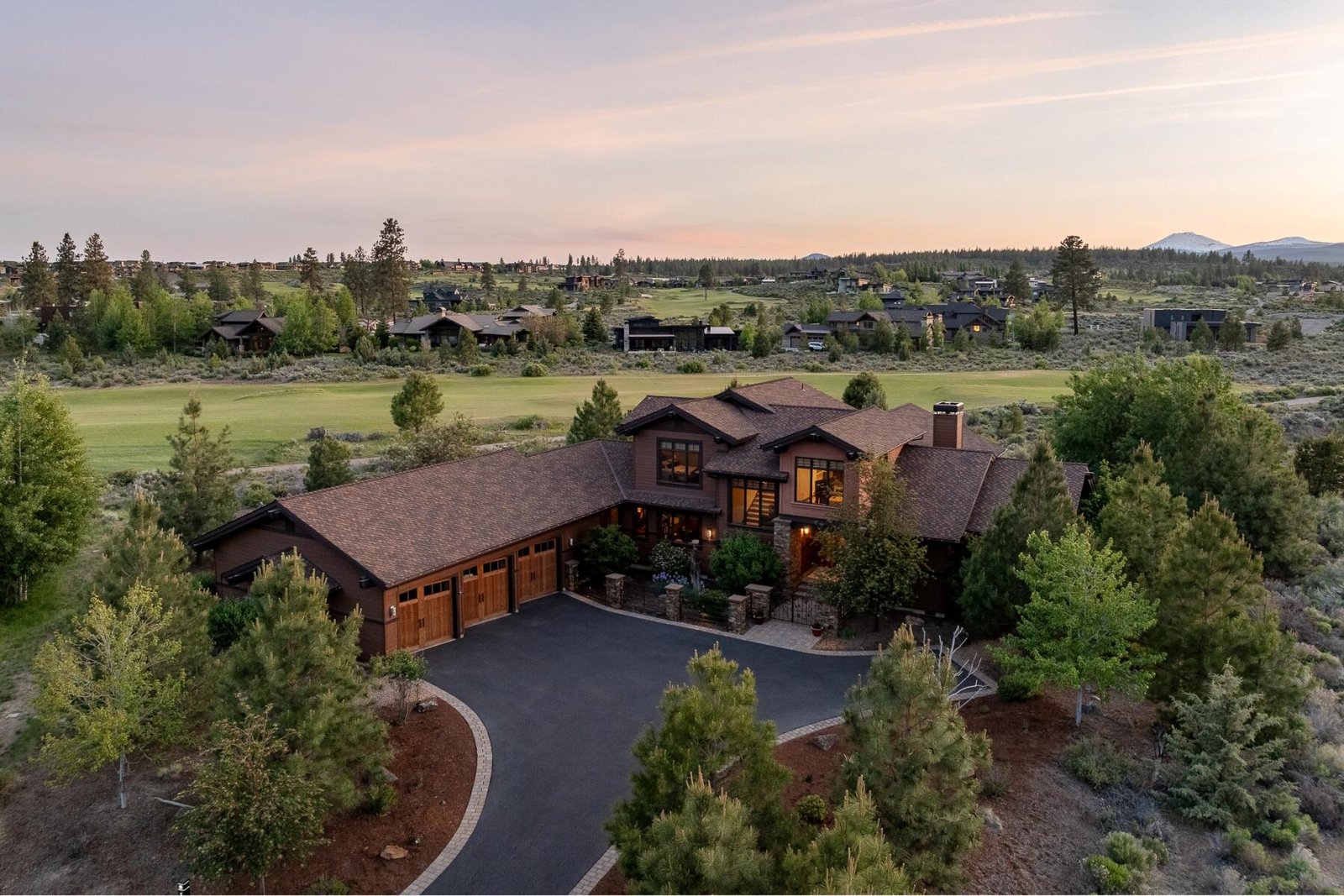 19345 Roswell Drive — Bend, OR
