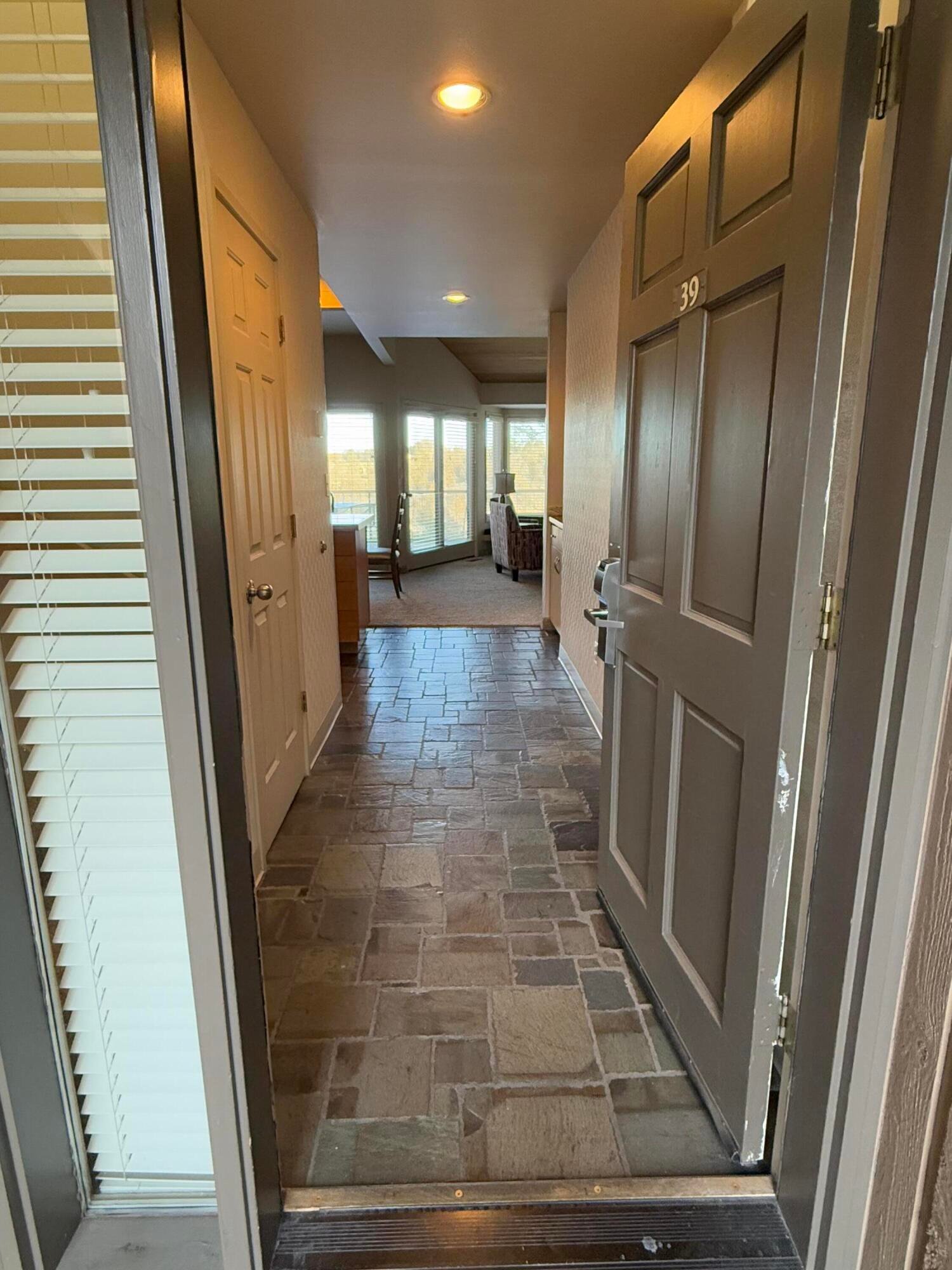 1936 Redtail Hawk Drive, RV39A photo 2
