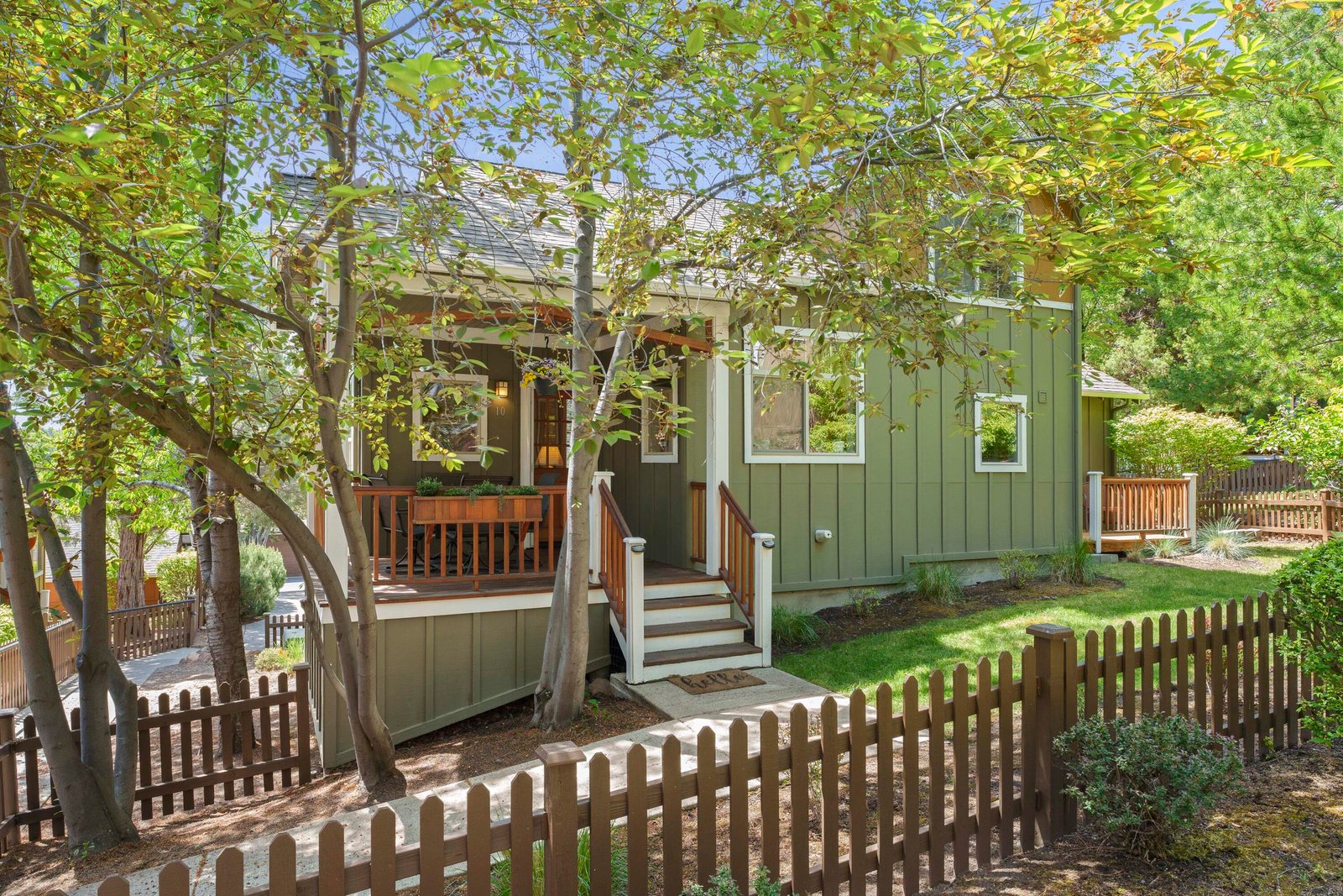 1940 NW Monterey Pines Drive, UNIT 10 photo 2
