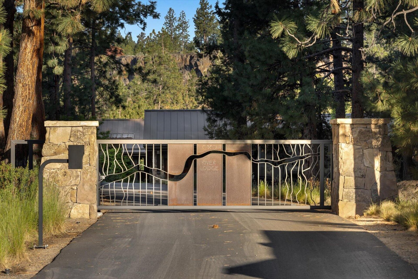 19472 Pine Drive photo 3