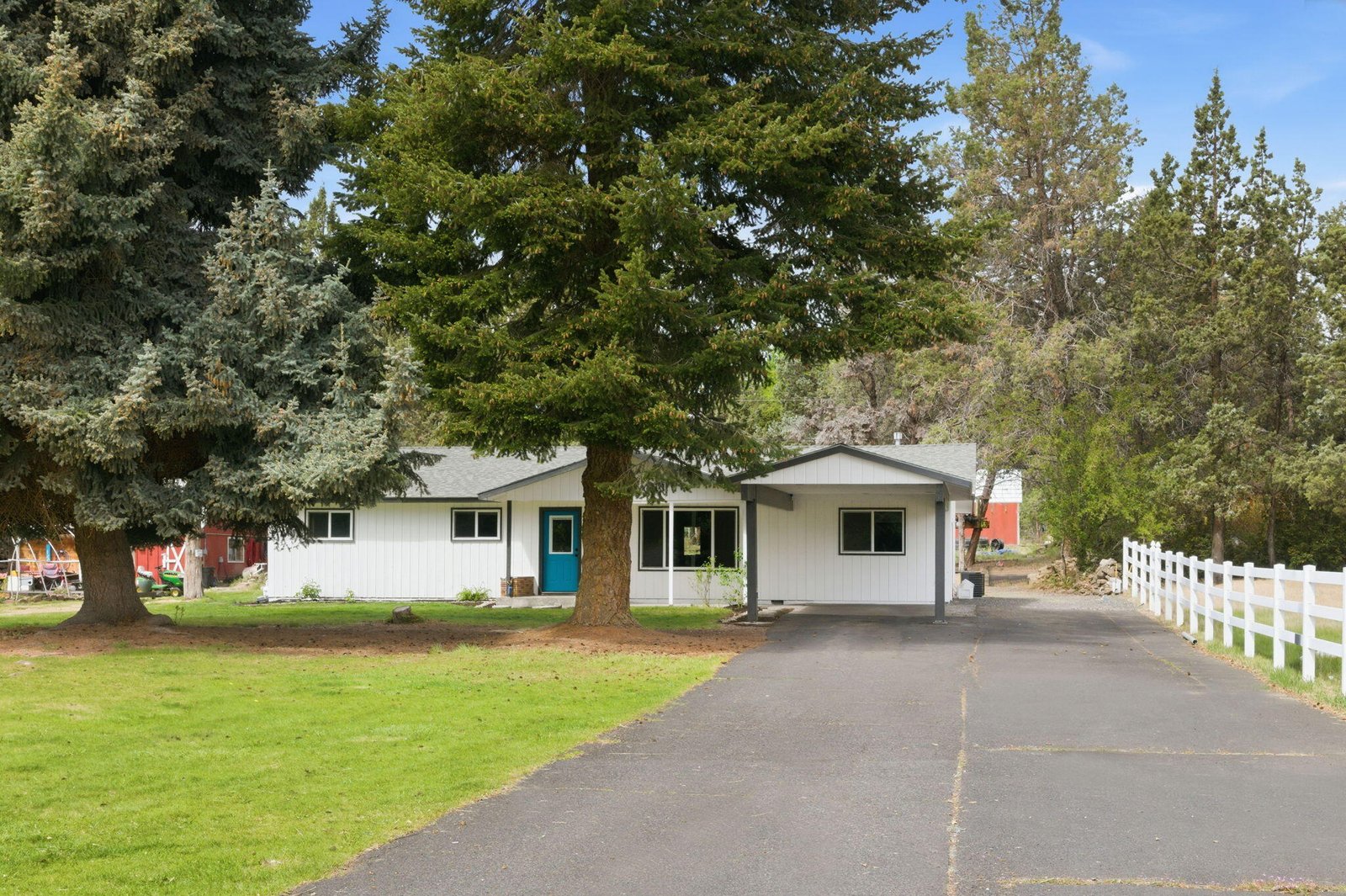 1971 SW 25th Street — Redmond, OR