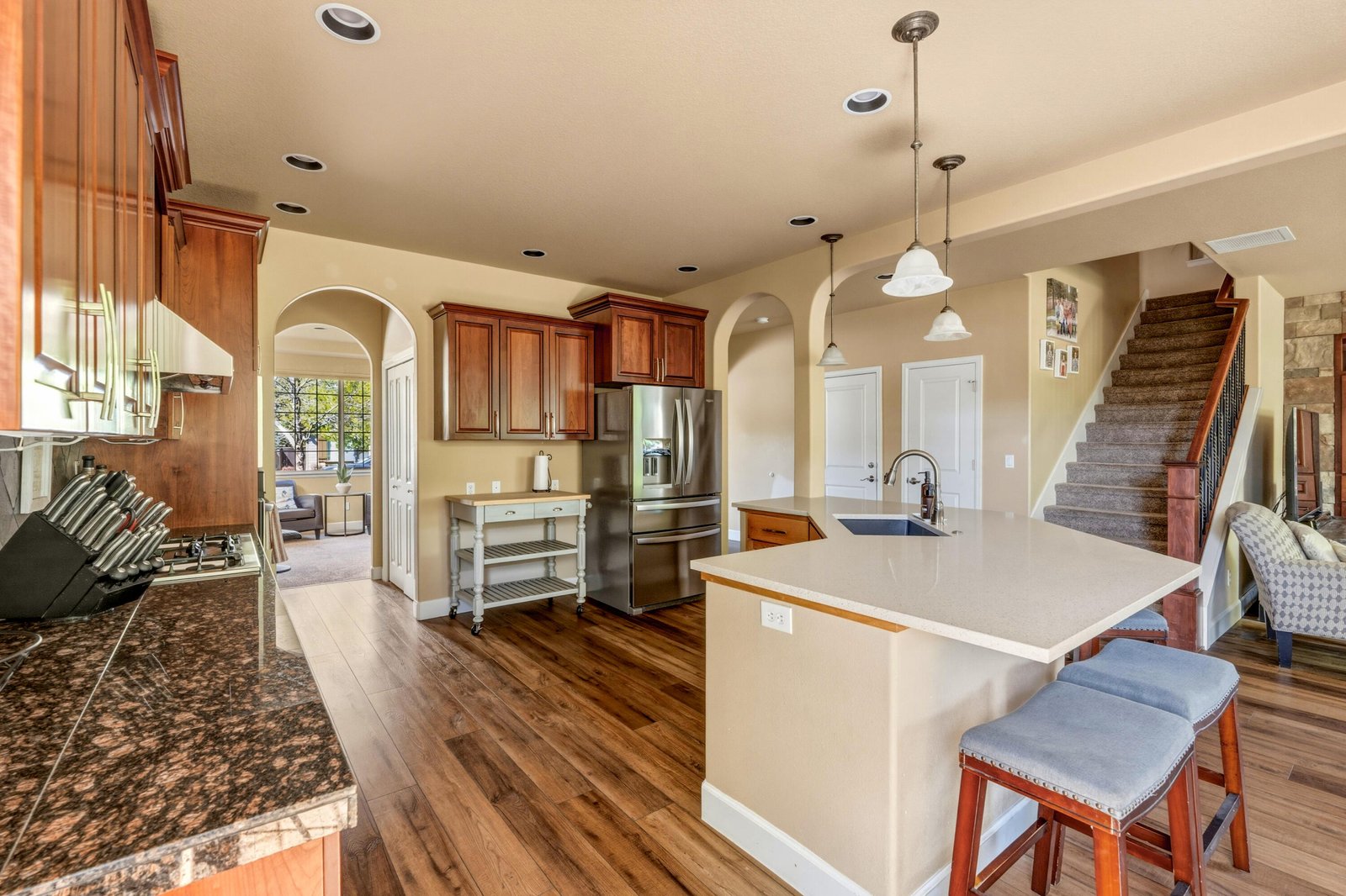 20165 Stonegate Drive photo 4