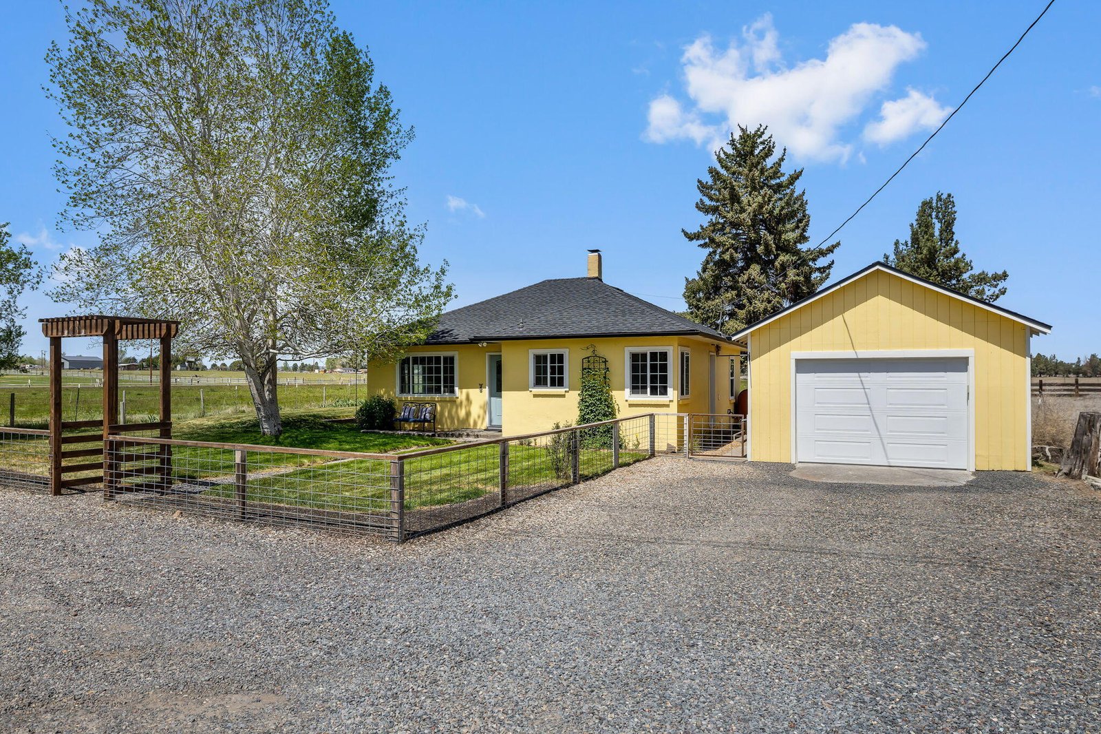 21298 SW Young Avenue — Bend, OR