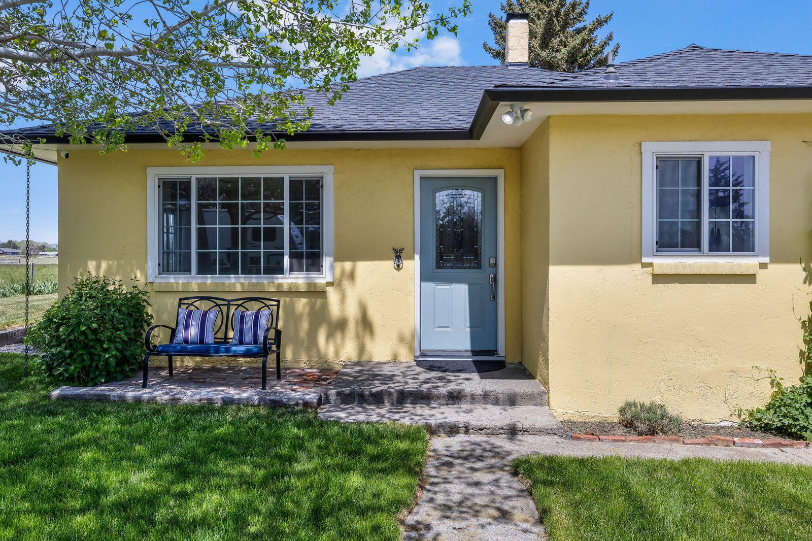 21298 SW Young Avenue photo 2