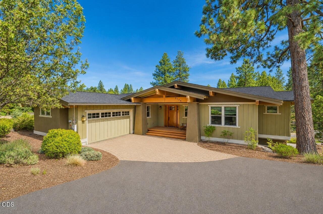 2176 NW Lolo Drive — Bend, OR