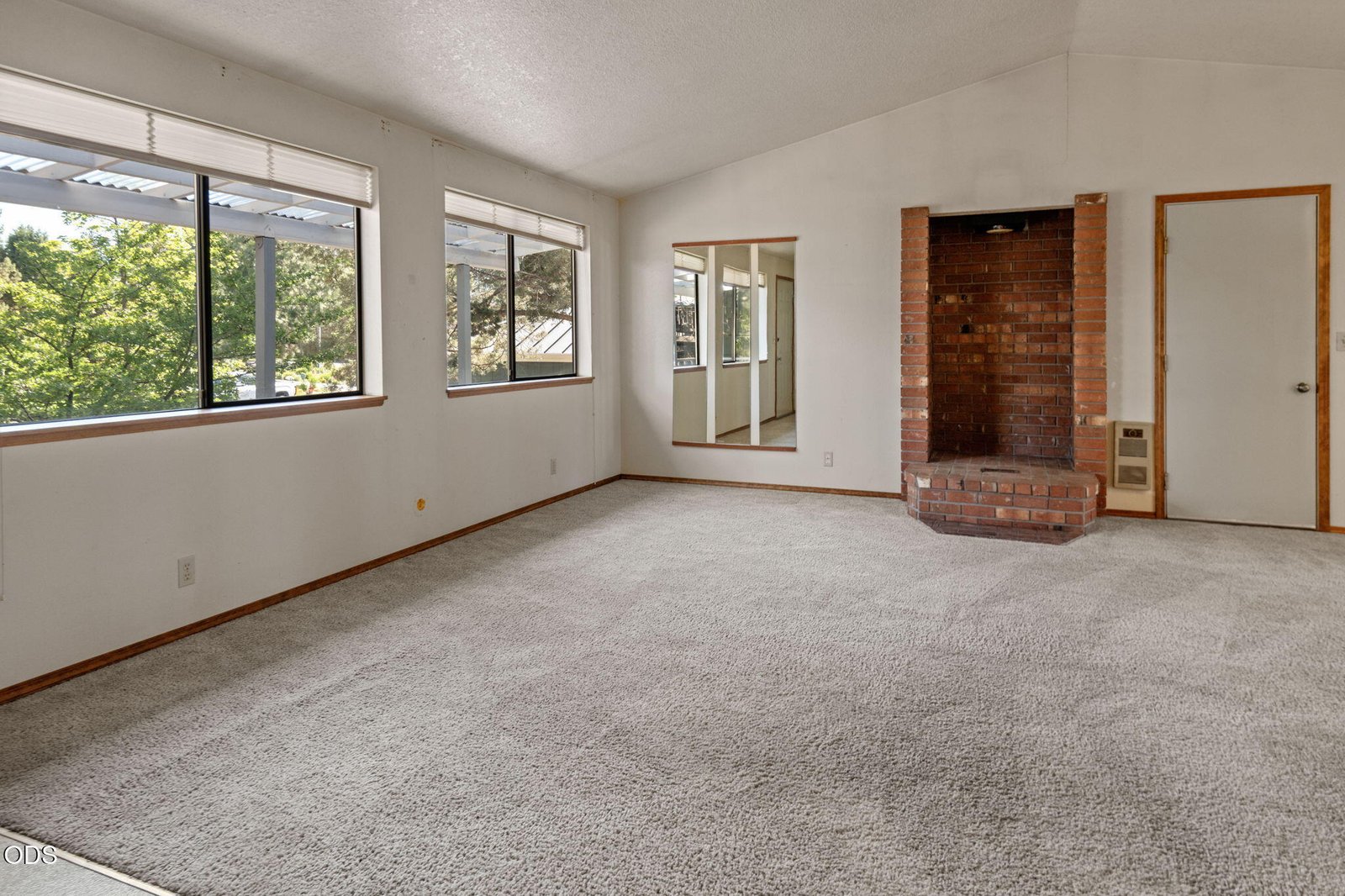 220 SW Maricopa Drive photo 5