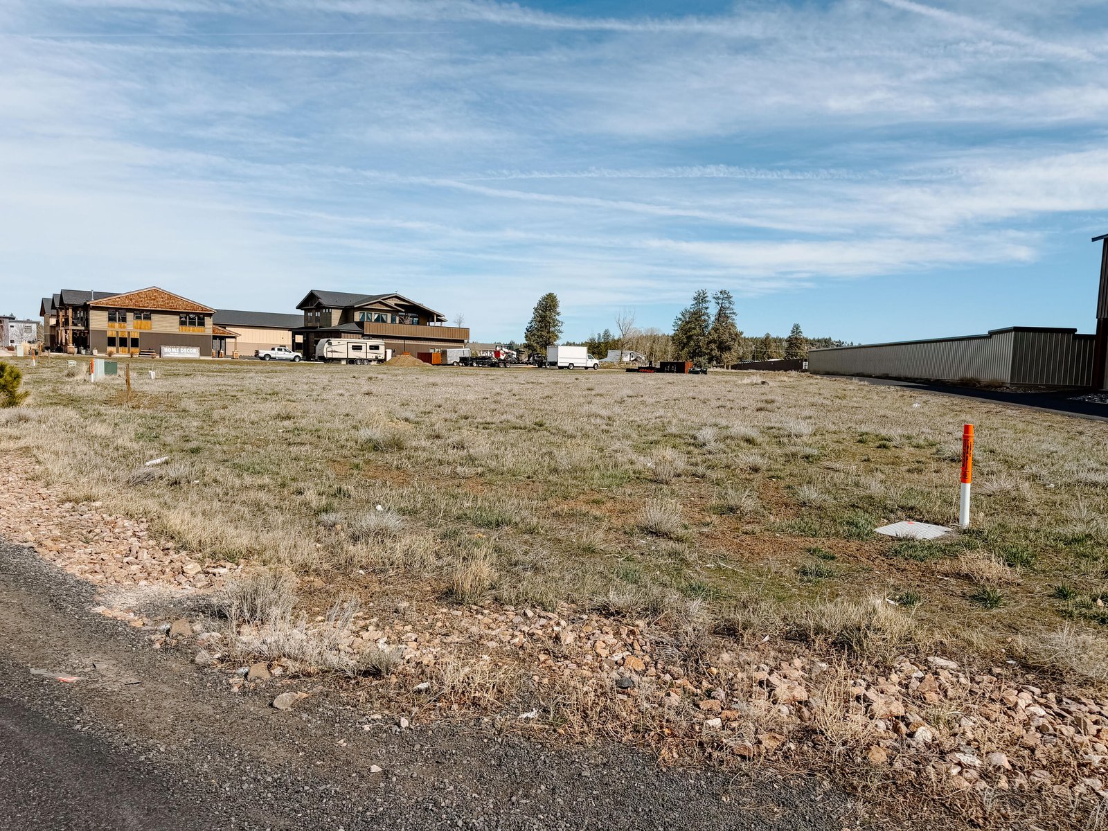 221 E Sun Ranch Drive, 18 photo 5