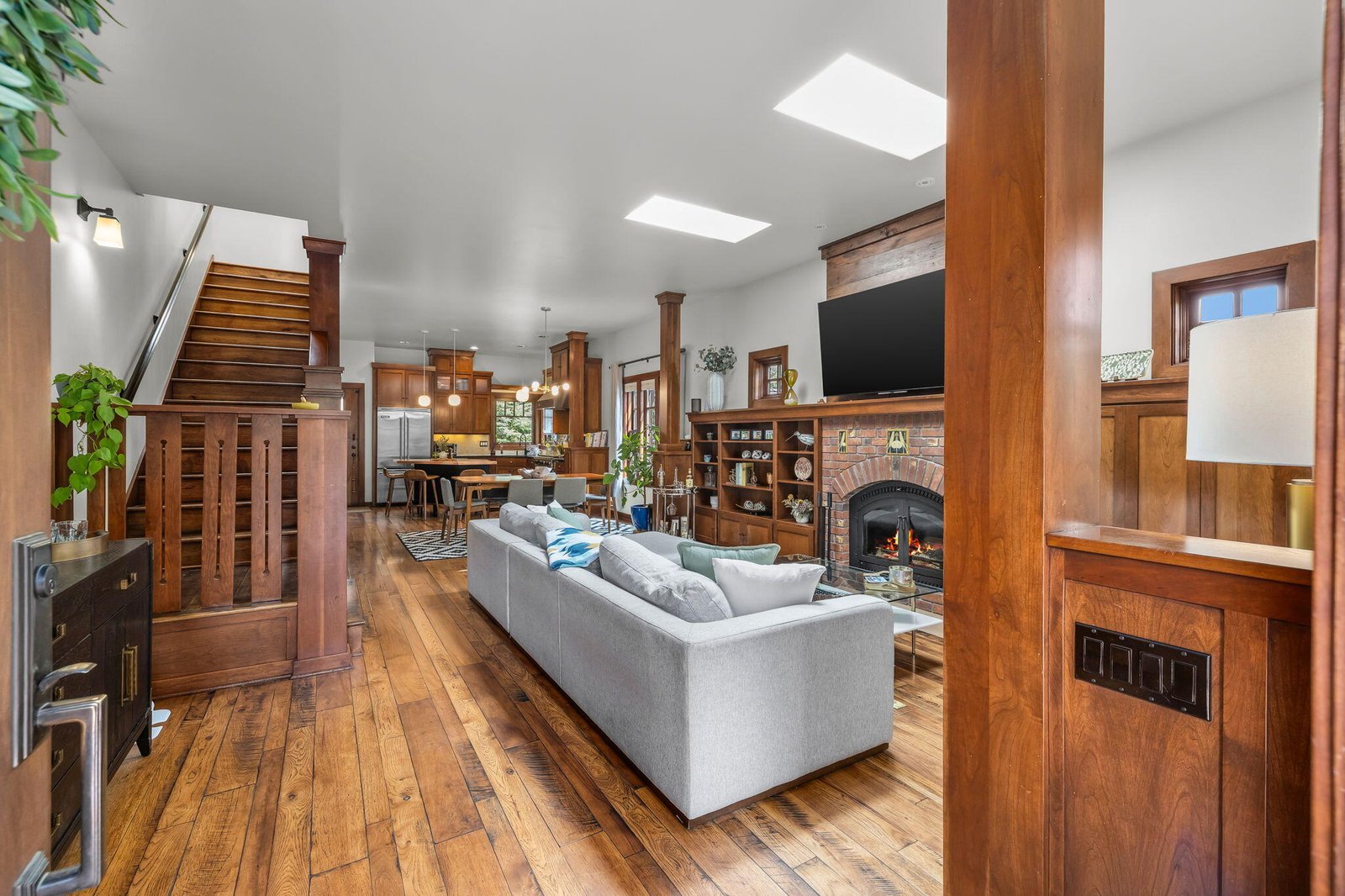 2216 NW 6th Street photo 5