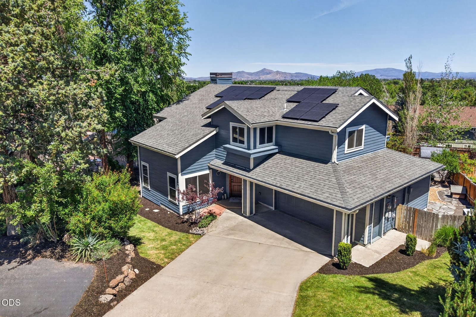 2486 SW Valleyview Drive SW photo 3
