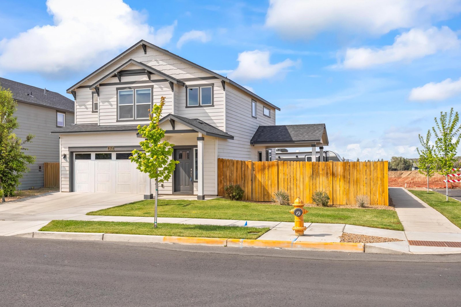 2513 NW Upas Way photo 2