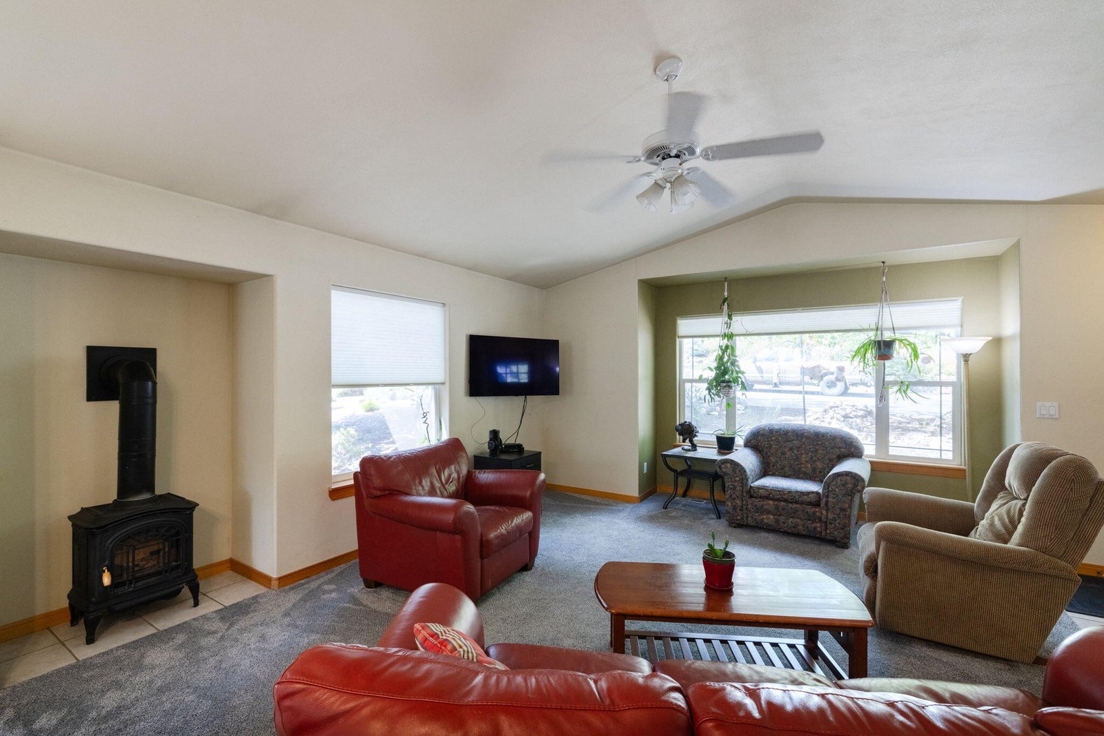 2533 NW Monterey Pines Drive photo 4