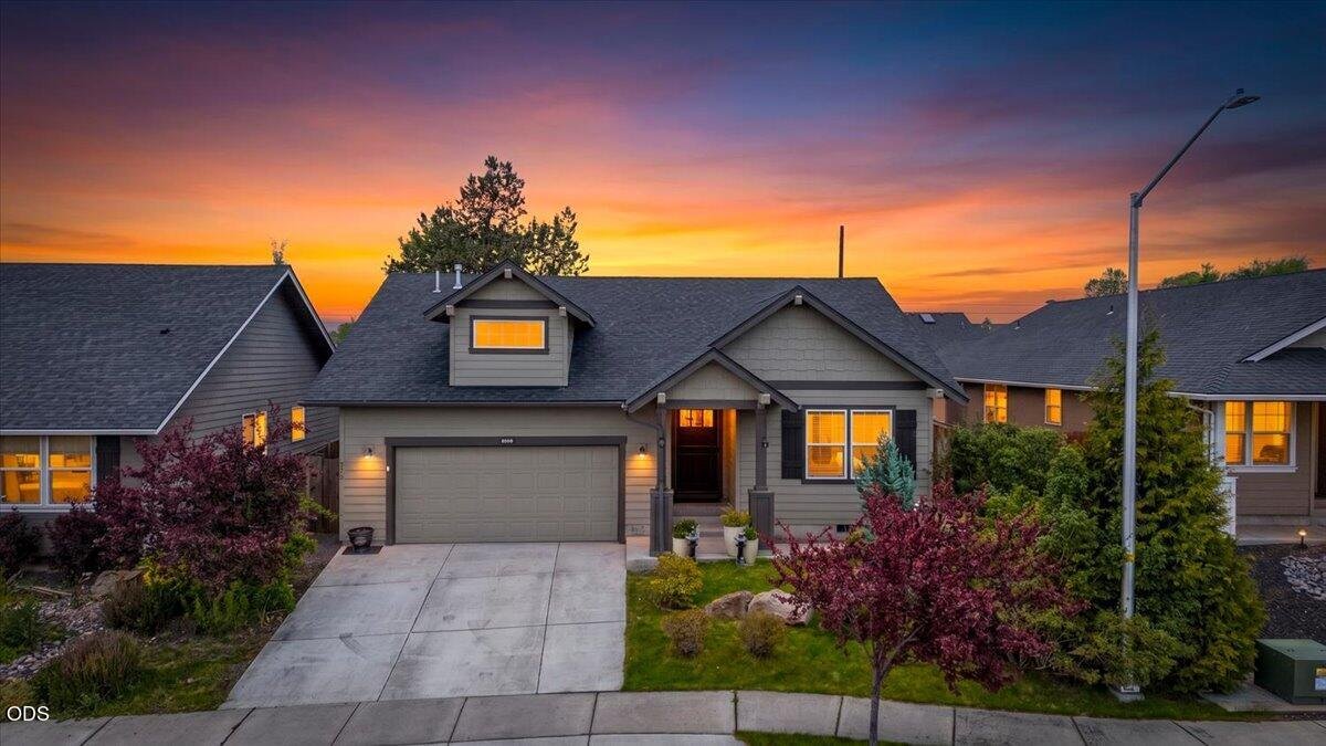 270 NW 33rd Street — Redmond, OR