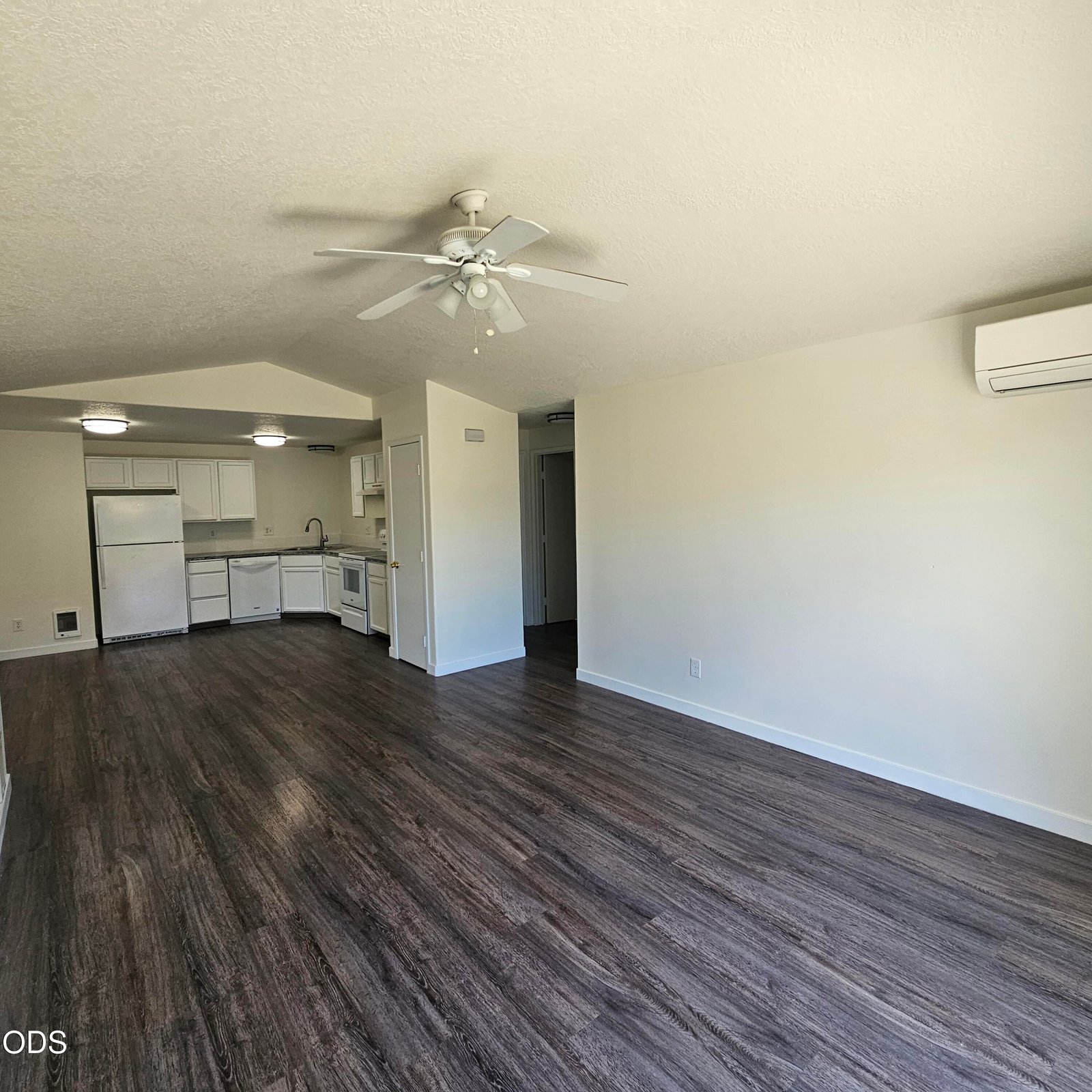 2746 SW Umatilla Court photo 4