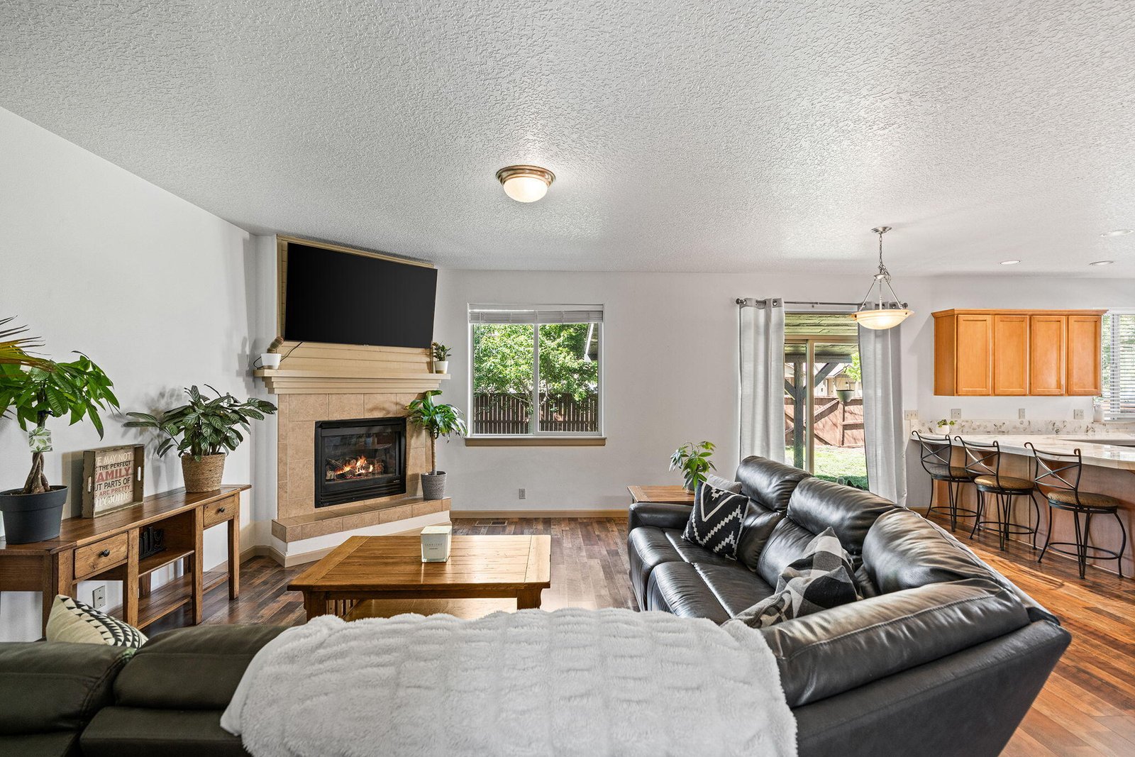 2847 SW Indian Place photo 4