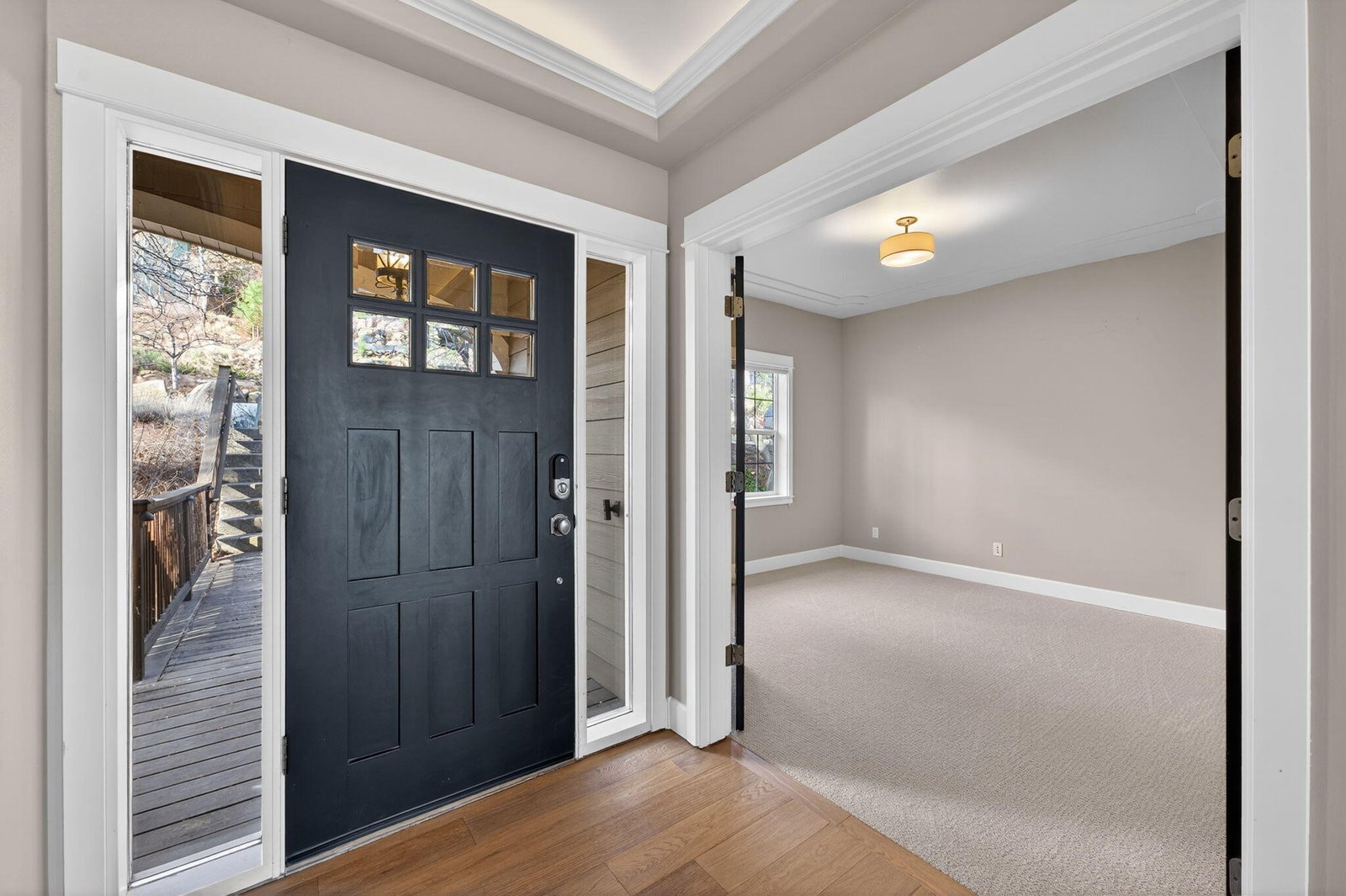 3122 NW Colonial Drive photo 4