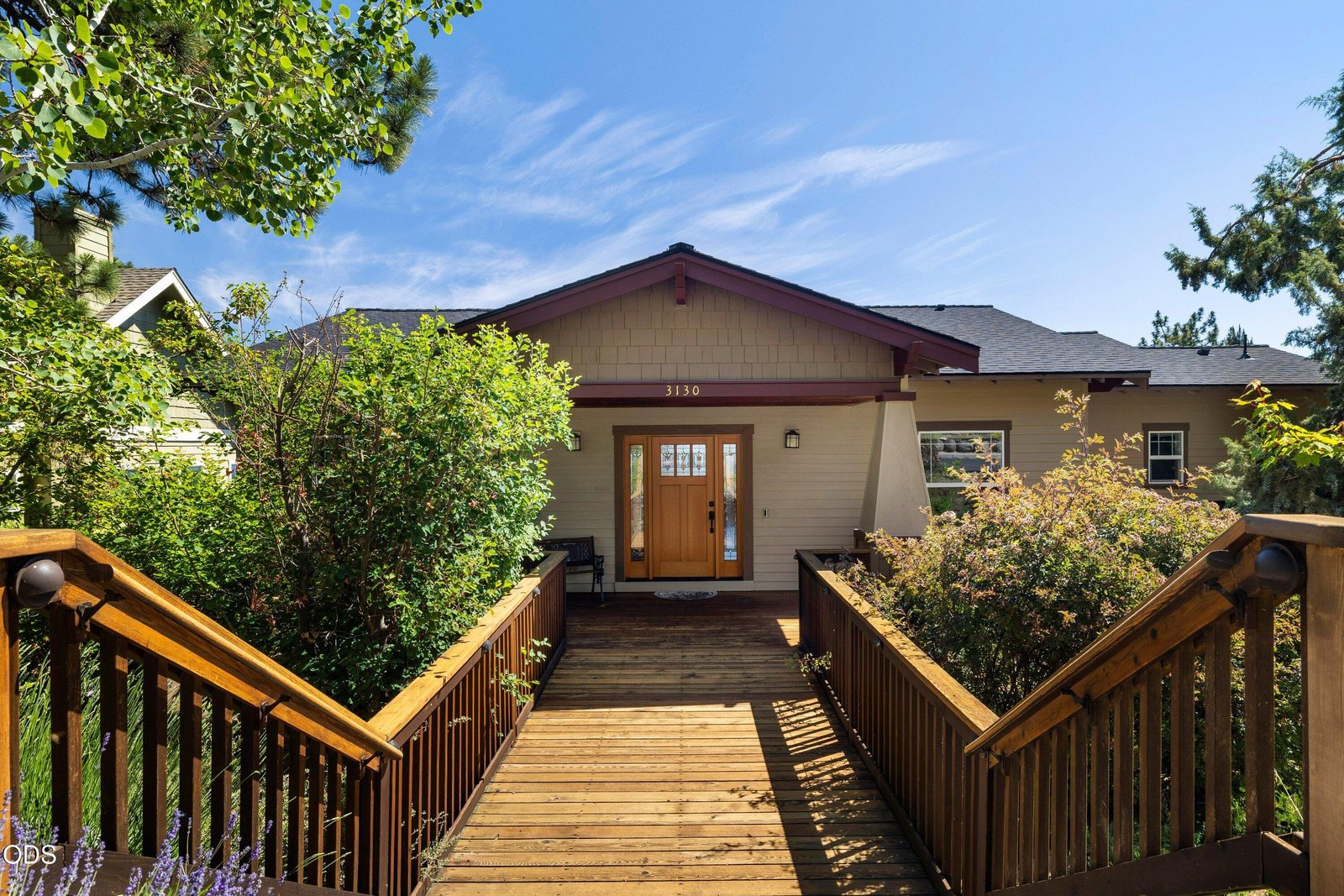 3130 NW Colonial Drive photo 2
