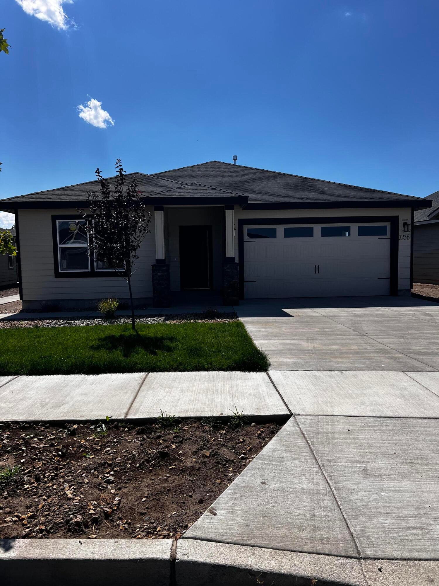 3236 NW Dogwood Avenue, Lot 27 — Redmond, OR