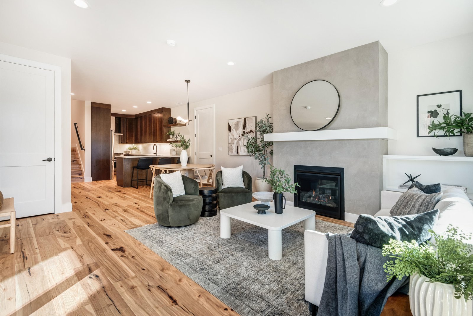 334 SW Roosevelt Avenue, Unit 4 photo 5