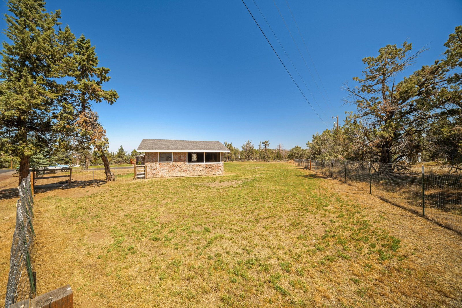 3890 NW 25th Street photo 5
