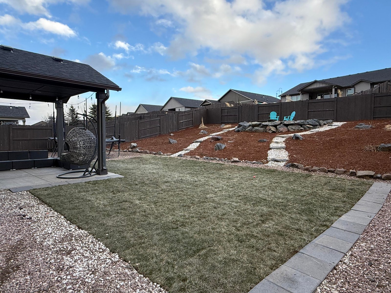 4476 SW Salmon Place photo 2
