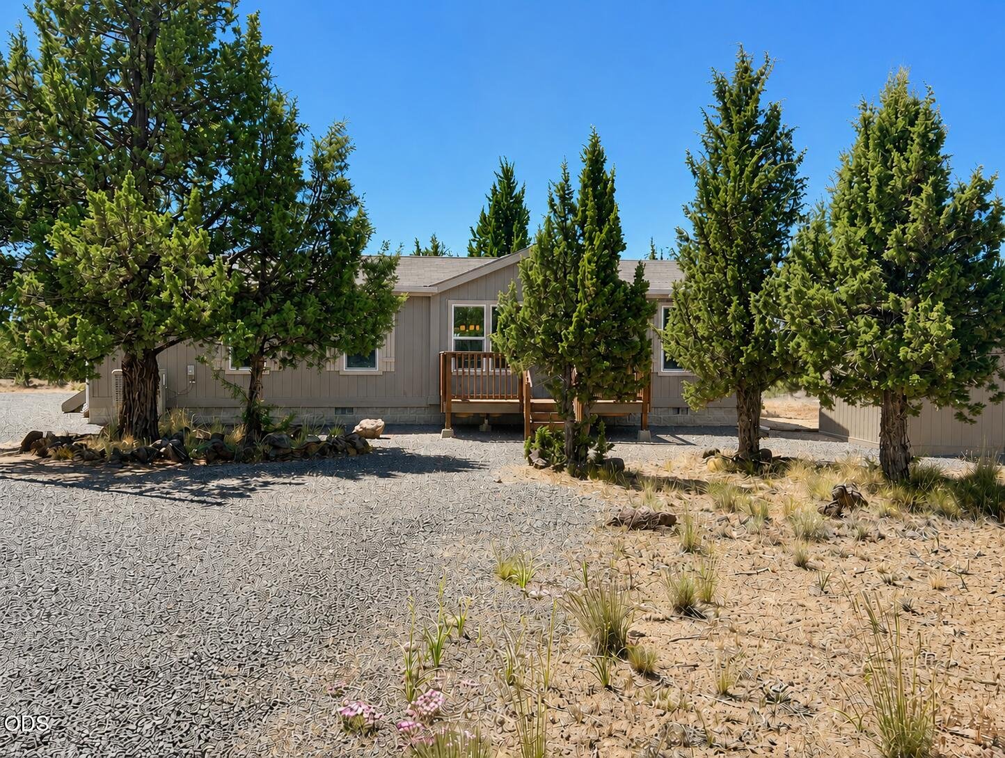 4647 SE Umatilla Loop — Prineville, OR