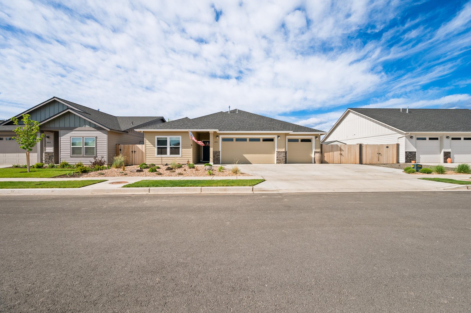 4951 SW Yew Place — Redmond, OR