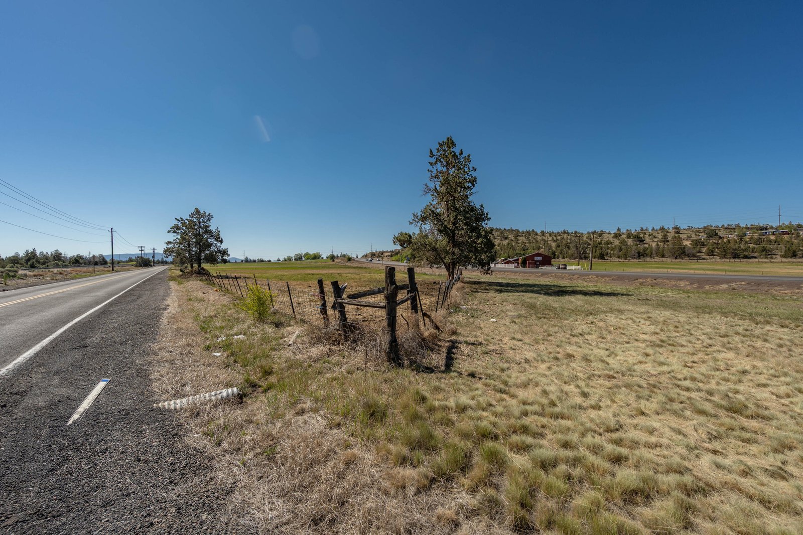 5010 N Highway 97 photo 3