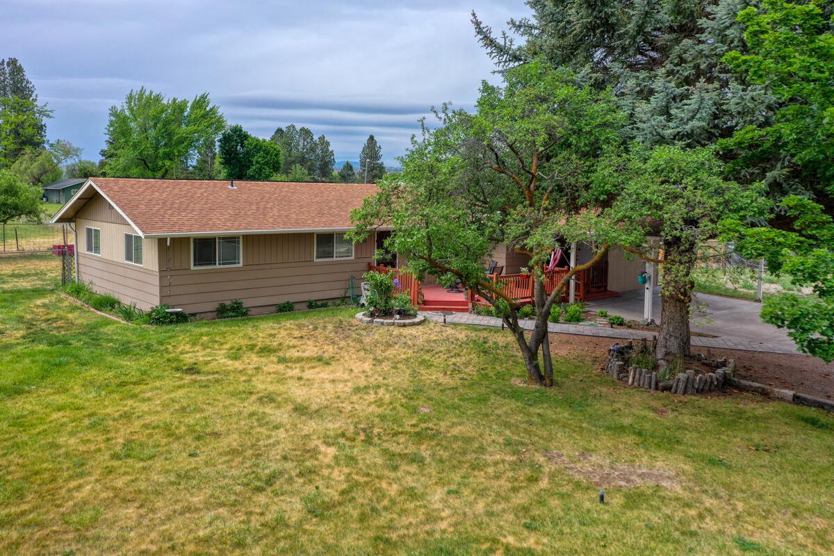 566 NW McDonald Road photo 3