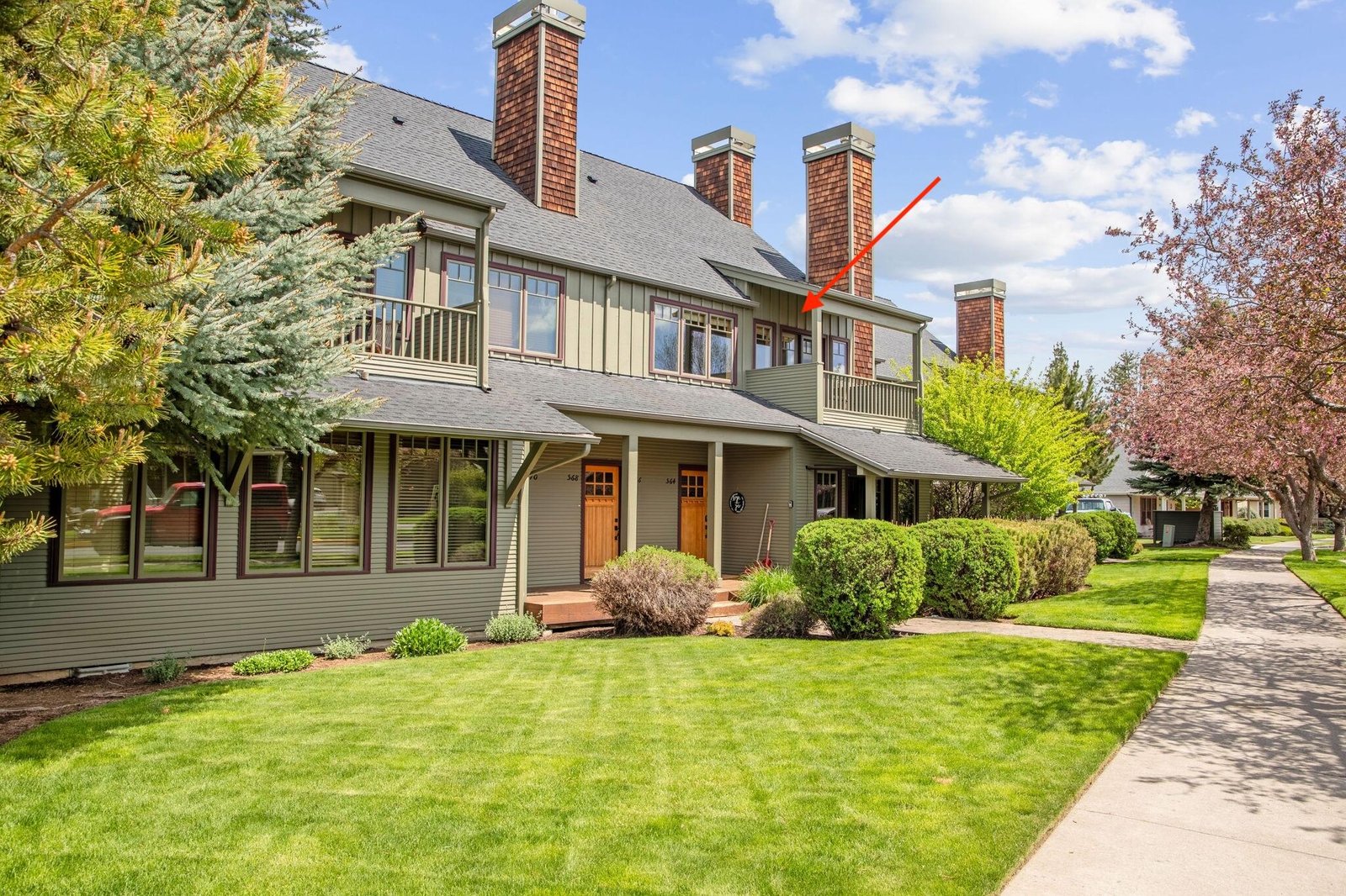 566 W Jefferson Avenue — Sisters, OR